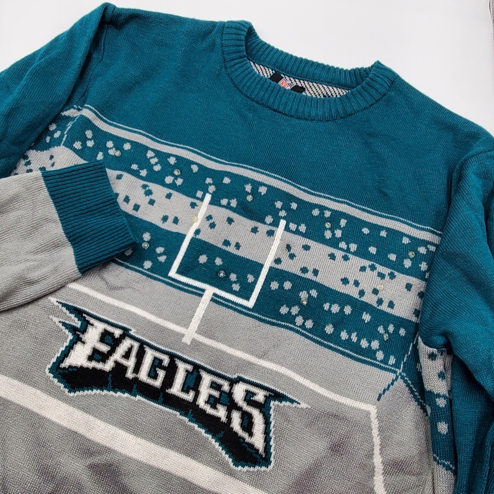 NFL Team Apparel Philadelphia Eagles Light Up Ugly Holiday Sweater Mens Large